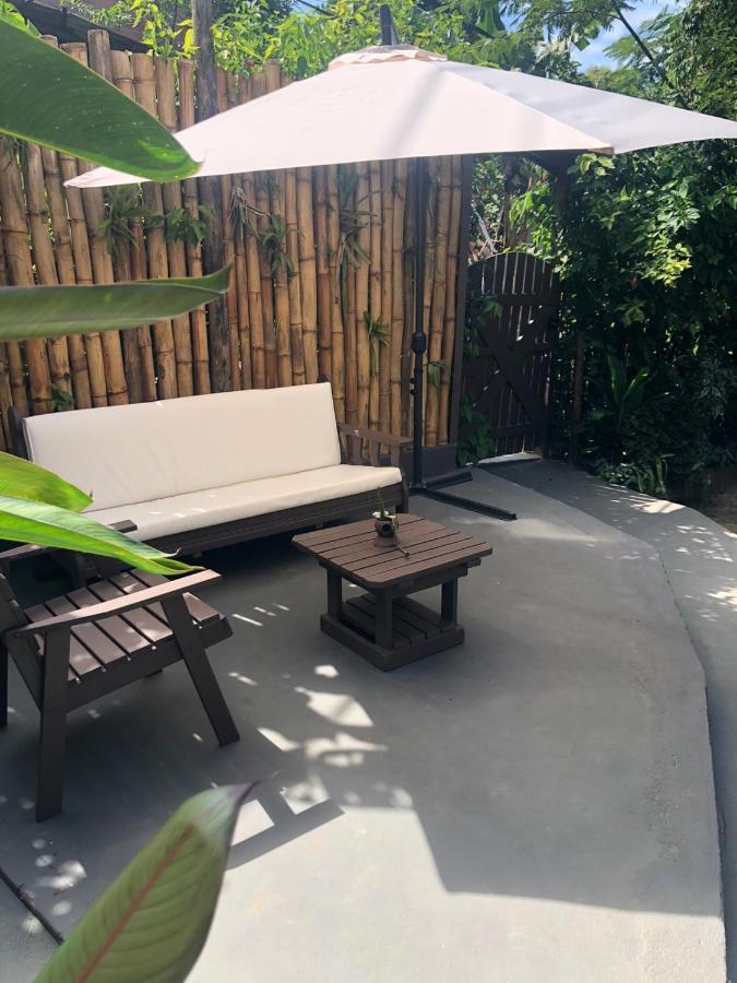 Coco Suites Vila do Abraao Exterior photo